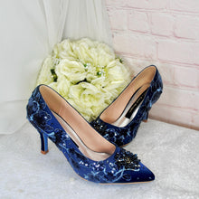 Load image into Gallery viewer, Navy Blue Satin Bridal Set: Floral Heels, Clutch Bag & Fascinator