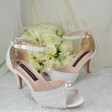 Load image into Gallery viewer, Pearl Bridal Sandals, Mid-Heel Ivory Wedding Shoes •UK9/US11