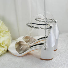 Load image into Gallery viewer, Ivory Block Heel Bridal Shoes - UK5 - Ready to Dispatch