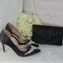 Load image into Gallery viewer, Black Satin Bridal Set: Stiletto Heels, Clutch Bag & Sinamay Fascinator Hatinator