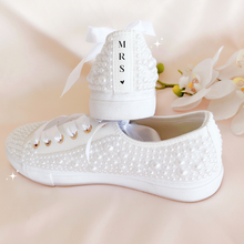 Load image into Gallery viewer, Pearll Bridal Converse