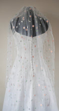 Load image into Gallery viewer, Floral Wedding Veil - Handmade Delicate Embroidered Flower Veil 100cm Fingertip