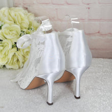 Load image into Gallery viewer, Lace Wedding Booties – UK3 / US5.5