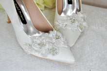 Load image into Gallery viewer, Ivory Satin Bridal Heels: Hand-Beaded 3D Floral Wedding Shoes Size UK5/US7.5