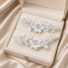 Load image into Gallery viewer, 3D Floral Bridal Shoe Clips – Pearl Crystal Wedding Shoe Decorations