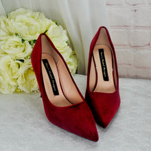 Load image into Gallery viewer, Burgundy Velvet Wedding Heels