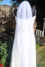 Load image into Gallery viewer, Single Tier Glitter Veil | 75cm - 300cm | Ivory, White, Champagne