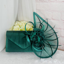 Load image into Gallery viewer, Emerald Green Bag and Fascinator Hat, Matching Bridal Set Hatinator Purse for Wedding Guest Mother of the Bride Groom