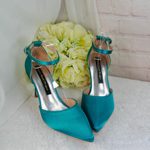 Load image into Gallery viewer, Teal Satin Bridal Set: Handmade Heels, Clutch Bag & Fascinator