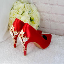 Load image into Gallery viewer, Red Satin Bridal Set: Handmade Heels, Clutch, Fascinator Hat