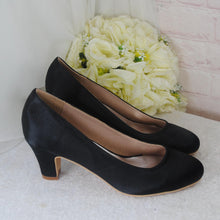 Load image into Gallery viewer, Black Satin Bridal Set: Block Heel Shoes, Clutch Bag & Sinamay Fascinator