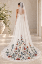 Load image into Gallery viewer, Autumnal Wildflower Embroidered Wedding Veil
