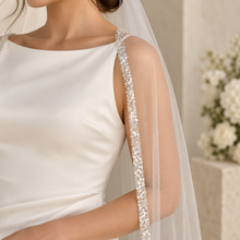 Load image into Gallery viewer, Luxury Beaded Edge Bridal Veil – White or Ivory, 100–300 cm