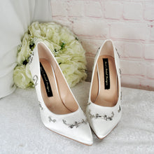 Load image into Gallery viewer, Designer Belle (White)