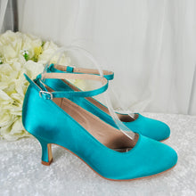 Load image into Gallery viewer, Teal Round Toe Bridal Shoes – UK 4 – Ready to Dispatch