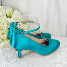 Load image into Gallery viewer, Teal Round Toe Bridal Shoes – UK 4 – Ready to Dispatch
