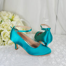 Load image into Gallery viewer, Teal Round Toe Bridal Shoes – UK 4 – Ready to Dispatch