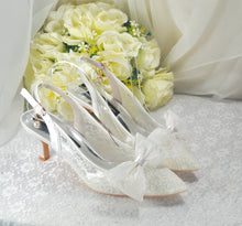 Load image into Gallery viewer, Low Heel Lace Bow Sling Backs