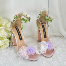 Load image into Gallery viewer, Pink 3D Flower Block Heels