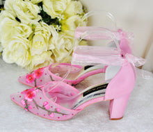 Load image into Gallery viewer, Pink Blossom Block Heels