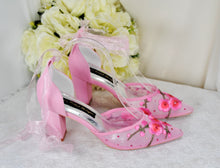 Load image into Gallery viewer, Pink Blossom Block Heels