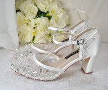 Load image into Gallery viewer, Hand Beaded Block Heels