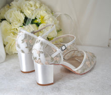Load image into Gallery viewer, Floral Embroidered Block Heels