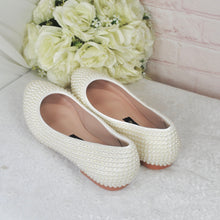 Load image into Gallery viewer, Pearl Flat Shoes