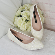 Load image into Gallery viewer, Pearl Flat Shoes