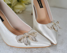 Load image into Gallery viewer, Bow Shoe Clips