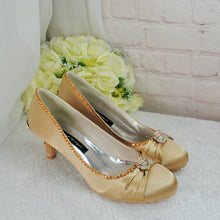 Load image into Gallery viewer, Kitty | Gold | 6cm Heel