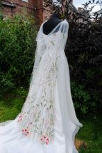 Load image into Gallery viewer, Embroidered Meadow Flower Cape
