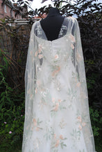 Load image into Gallery viewer, Champagne Floral Wedding Cape