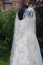 Load image into Gallery viewer, Champagne Floral Wedding Cape