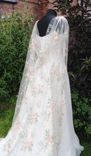 Load image into Gallery viewer, Champagne Floral Wedding Cape