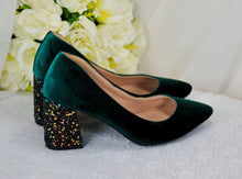 Load image into Gallery viewer, Velvet Block Heels