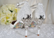 Load image into Gallery viewer, Vine Shoe Decoration | DIY