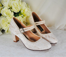 Load image into Gallery viewer, Lucinda | Champagne