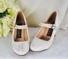 Load image into Gallery viewer, Lucinda | Champagne