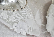 Load image into Gallery viewer, White Butterfly