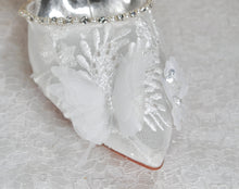 Load image into Gallery viewer, White Butterfly