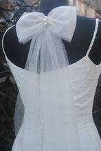 Load image into Gallery viewer, Sparkle Tulle Bridal Bow Dress Sleeves | Ivory White Champagne