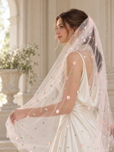 Load image into Gallery viewer, Daisy Embroidered Wedding Veil | 100 cm | Five Colours
