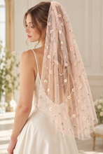 Load image into Gallery viewer, Daisy Embroidered Wedding Veil | 100 cm | Five Colours