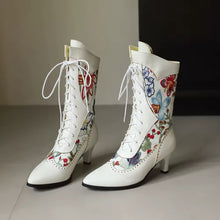 Load image into Gallery viewer, Floral Bridal Boots