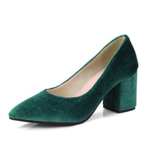 Load image into Gallery viewer, Velvet Block Heels