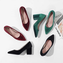 Load image into Gallery viewer, Velvet Block Heels
