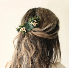 Load image into Gallery viewer, Boho Floral Comb