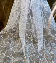 Load image into Gallery viewer, Morning Glory' embroidered veil