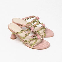 Load image into Gallery viewer, Vintage Rose - Sandals